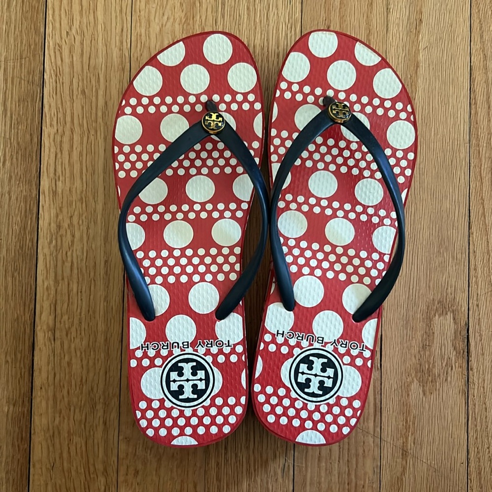 Tory Birch Flip Flops 8M